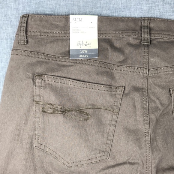 18W 24W Style & Co Light Brown Slim Leg Jeans Plus - Picture 5 of 6